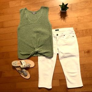 JCrew Toothpick White Jean Capris. Size: 27.